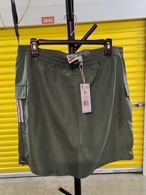 WOMANS ADIDAS SKIRT